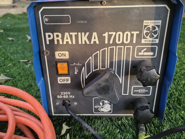 רתכת Pratika 1700T