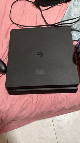 PlayStation 4  500 GB