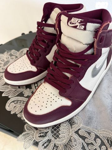 Nike Jordan 1 Bordeaux נייק