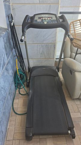 הליכון חברת high tech