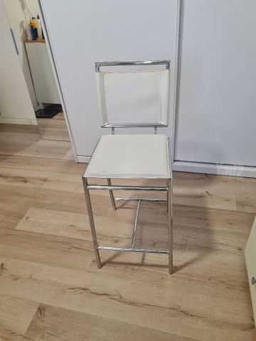 5 כסאות בר