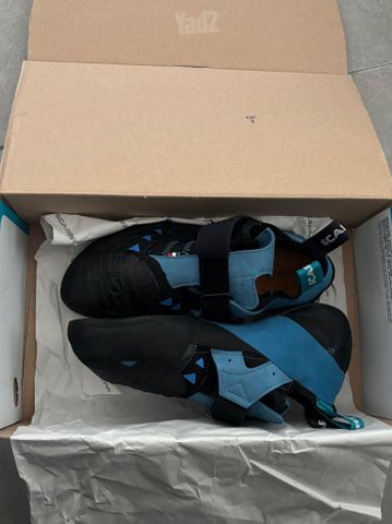 נעלי טיפוס Scarpa Instinct VSR