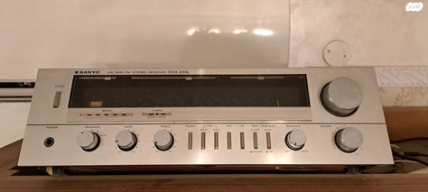 מגבר sanyo