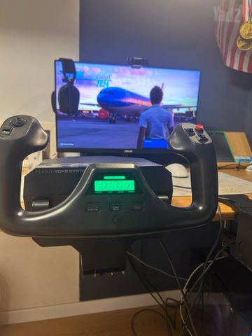 Logitech G flight yoke system