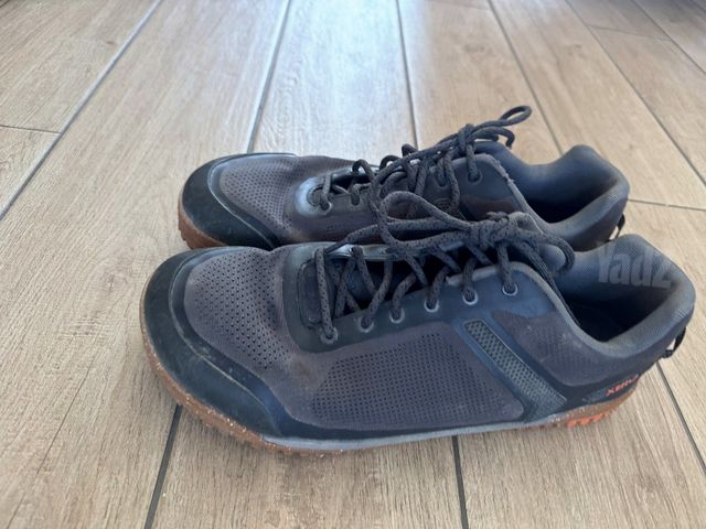 Xero Ridgeway שחור 43.5