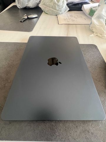 macbook m2 16 GB 512gb