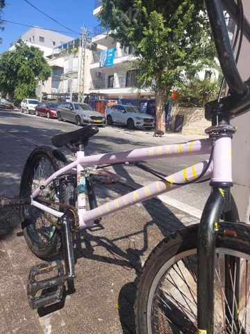 אןפני BMX HARO LEUCADIA