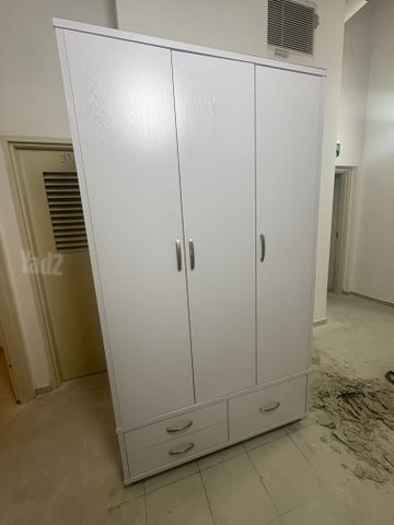 ארון בגדים