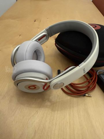 Beats Mixr