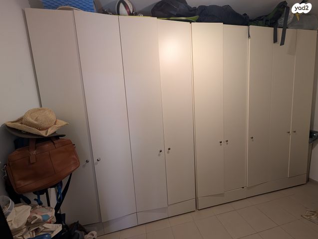 2 ארונות קיר מארונות הראל