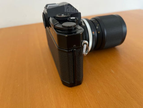 Nikkormat EL + Nikkor 35-105mm