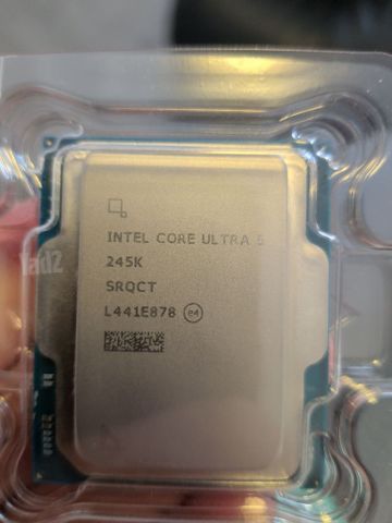 מעבד Intel Ultra 5 245K