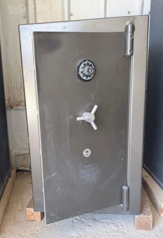 כספת גובה 1 מטר