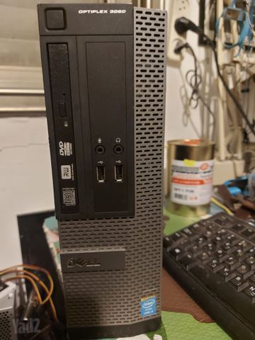 מחשב מותג  DELL