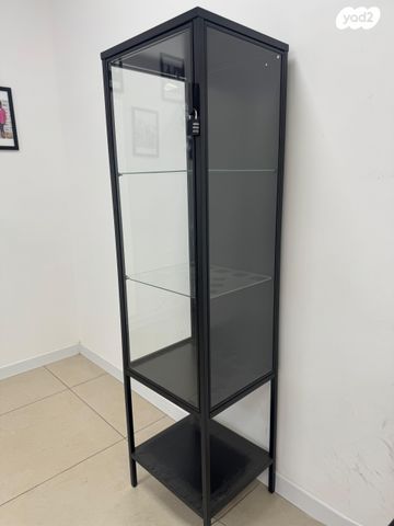 ארון ויטרינה