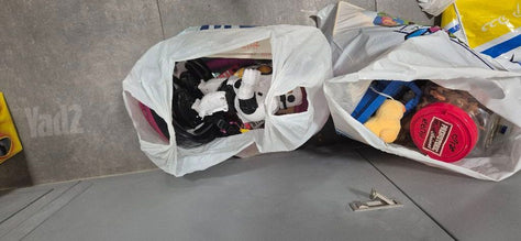 צעצועים למסירה