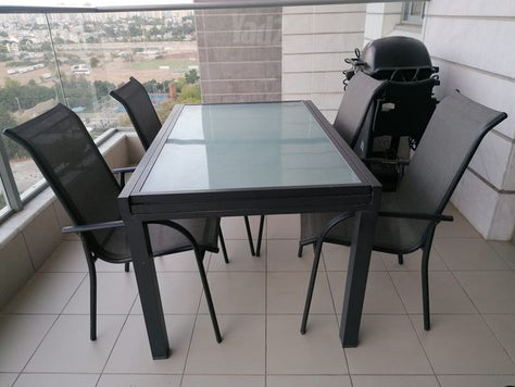 שולחן מרפסת