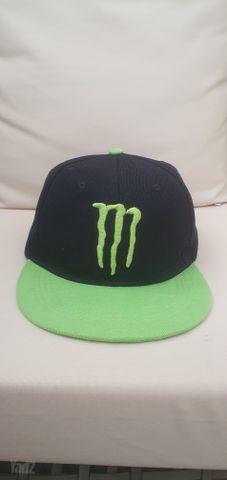 כובע monster energy