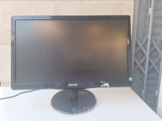 מסך פיליפס 22"