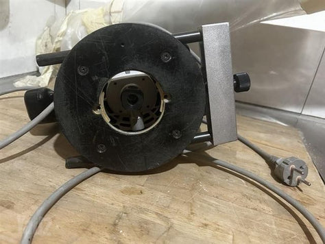 MAKITA 3612BR 2300W לעץ