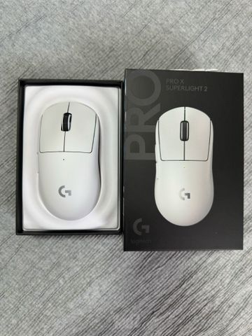 עכבר גיימינג Superlight 2
