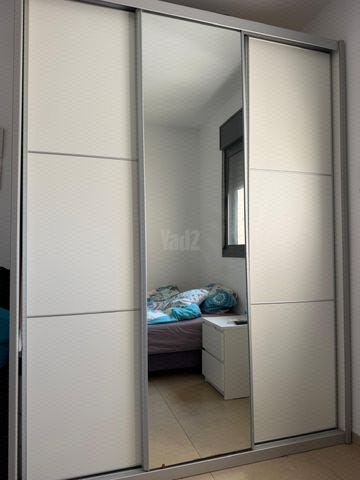 ארון הזזה