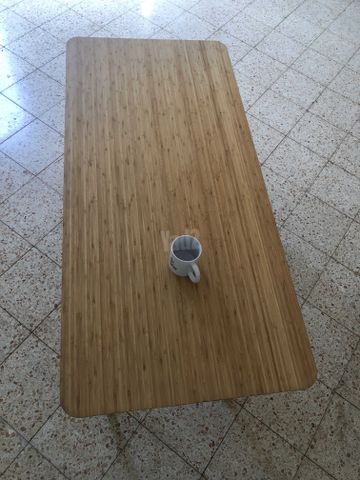 שולחן במבוק