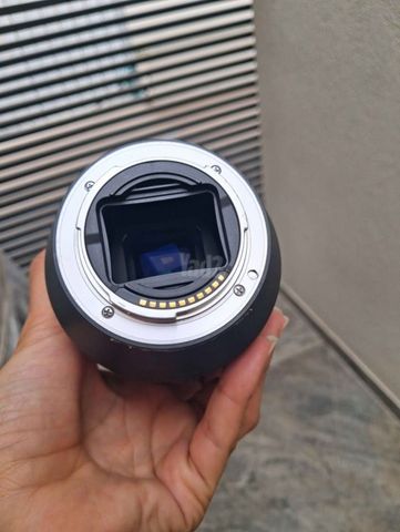 עדשת Sony 24-240 mm