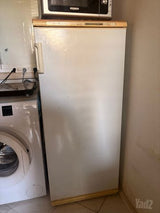 מקפיא עומד Indesit Tropical