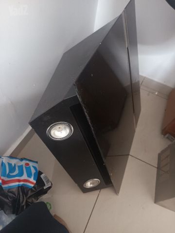 קולט אדים
