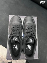 נעליי nike air force שחורות
