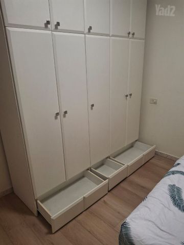 ארון בגדים