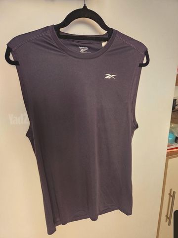 גופית Reebok