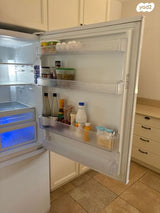 מקרר בקו