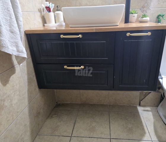 ארון אמבטיה