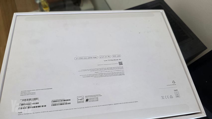 MacBook air 13-inch m4