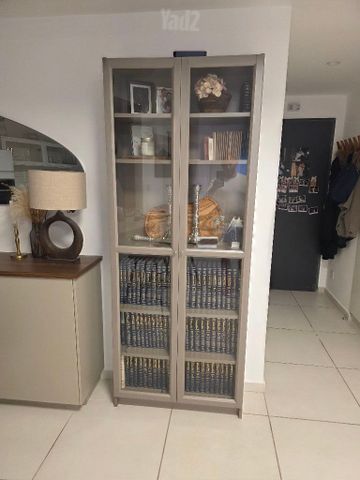 ארון ספריים