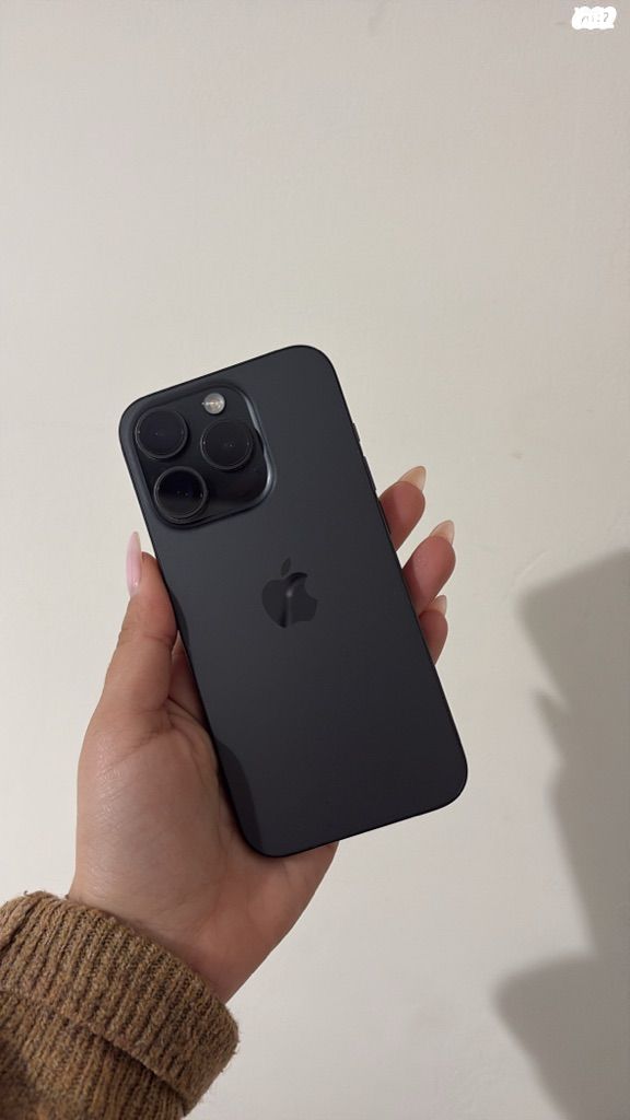 במצב מצוין iPhone 15 pro
