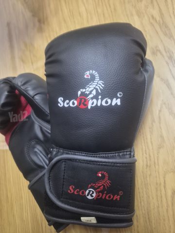 כפפות אגרוף Scorpion