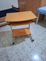שולחן מחשב גמיש במחיר