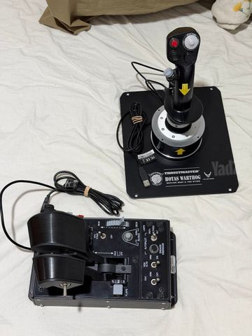 ג'ויסטיק Thrustmaster Warthog
