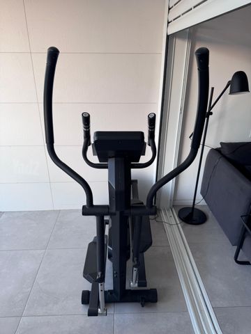 אליפטיקל Hi tec e80