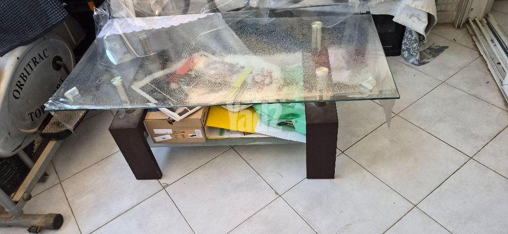 שולחן סלון.