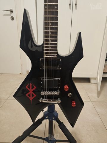 גיטרת warlock