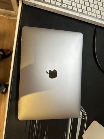 מחשב נייד Macbook m1 pro