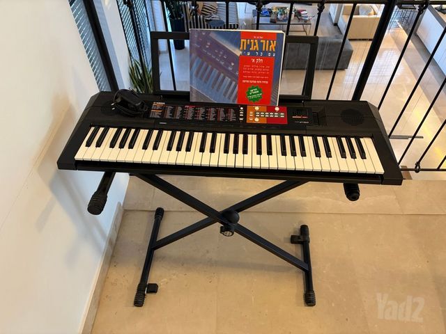 אורגנית Yamaha PSR-F51