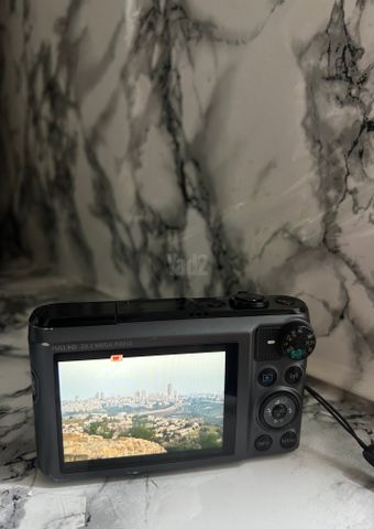 מצלמת Canon PowerShot SX720 HS