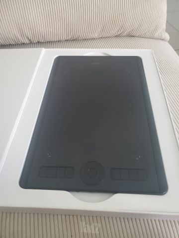 Wacom Intuos Pro PTH 660