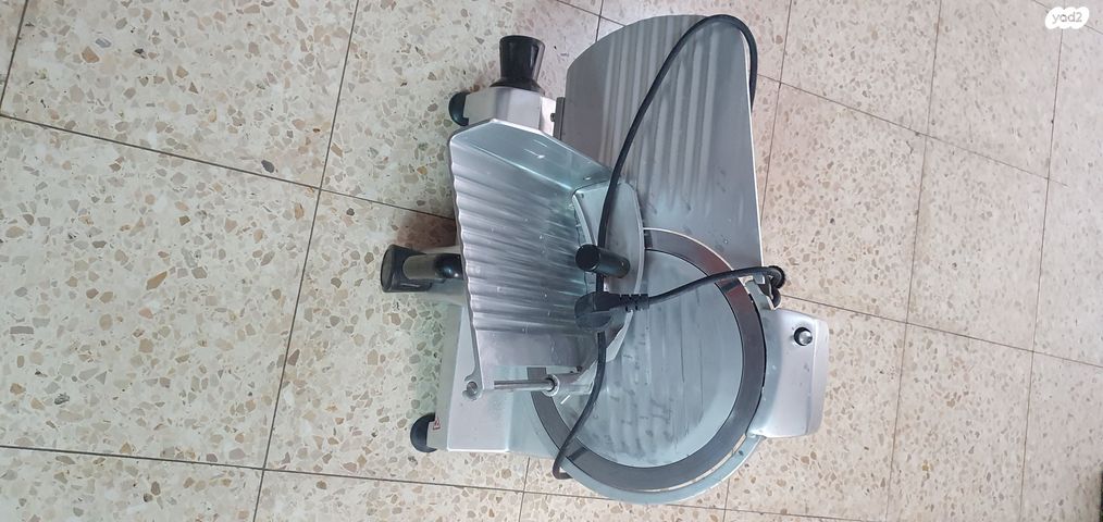 פורס נקניק