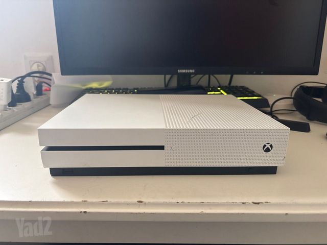 Xbox one s-אקסבוקס
